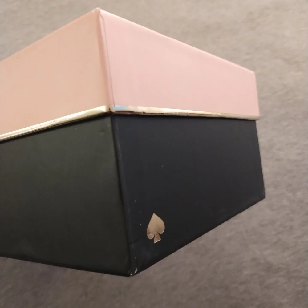 Kate Spade Shoe Box with Kate Spade Tissue Paper